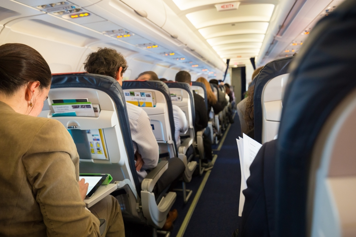 cum alegi locul in avion
